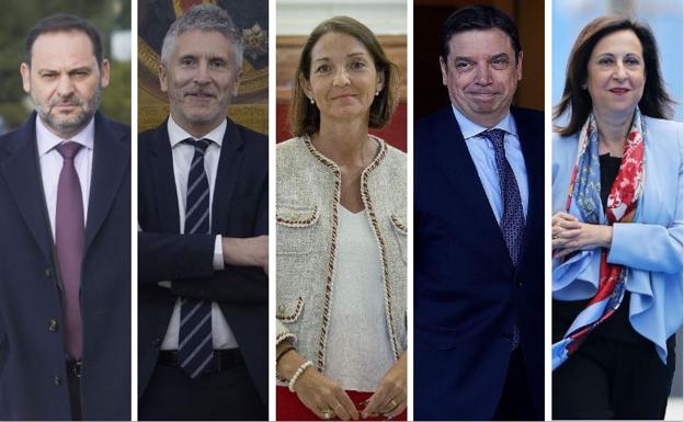 Los 24 ministros del Gobierno de coalición