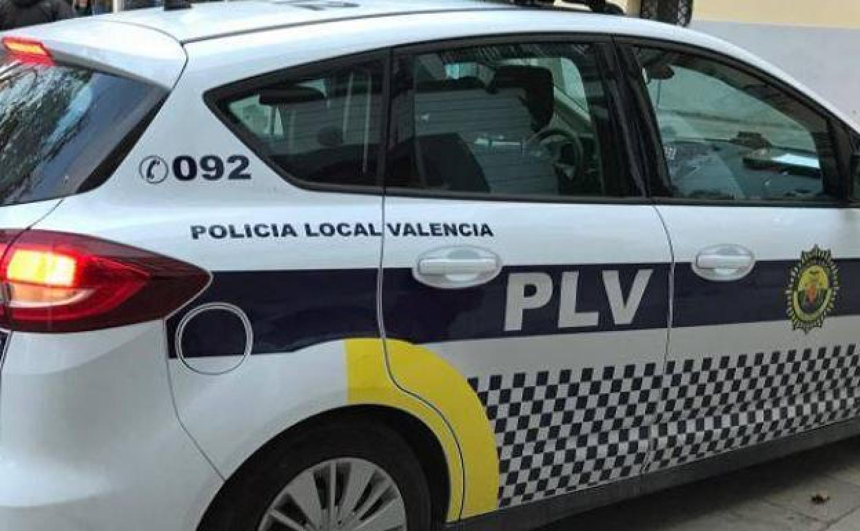 Detenido por pagar con billetes falsos de 20 euros en establecimientos de Valencia y ser descubierto por uno de los dueños