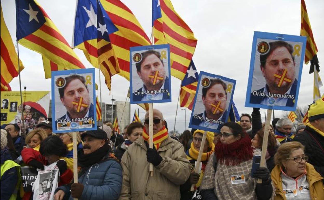 Junqueras pide que se suspenda la decisión del Parlamento Europeo de dejar vacante su escaño