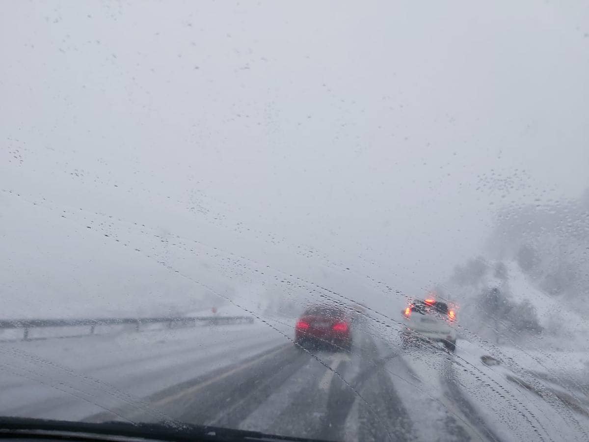 Carretera de Morella nevada, este domingo, 19 de enero.