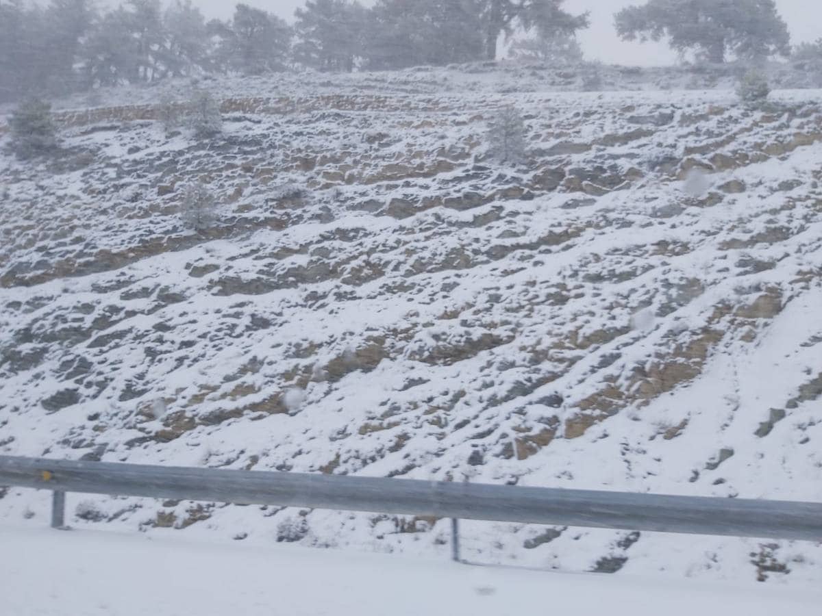 Nieve en los alrededores de Morella, este domingo, 19 de enero.