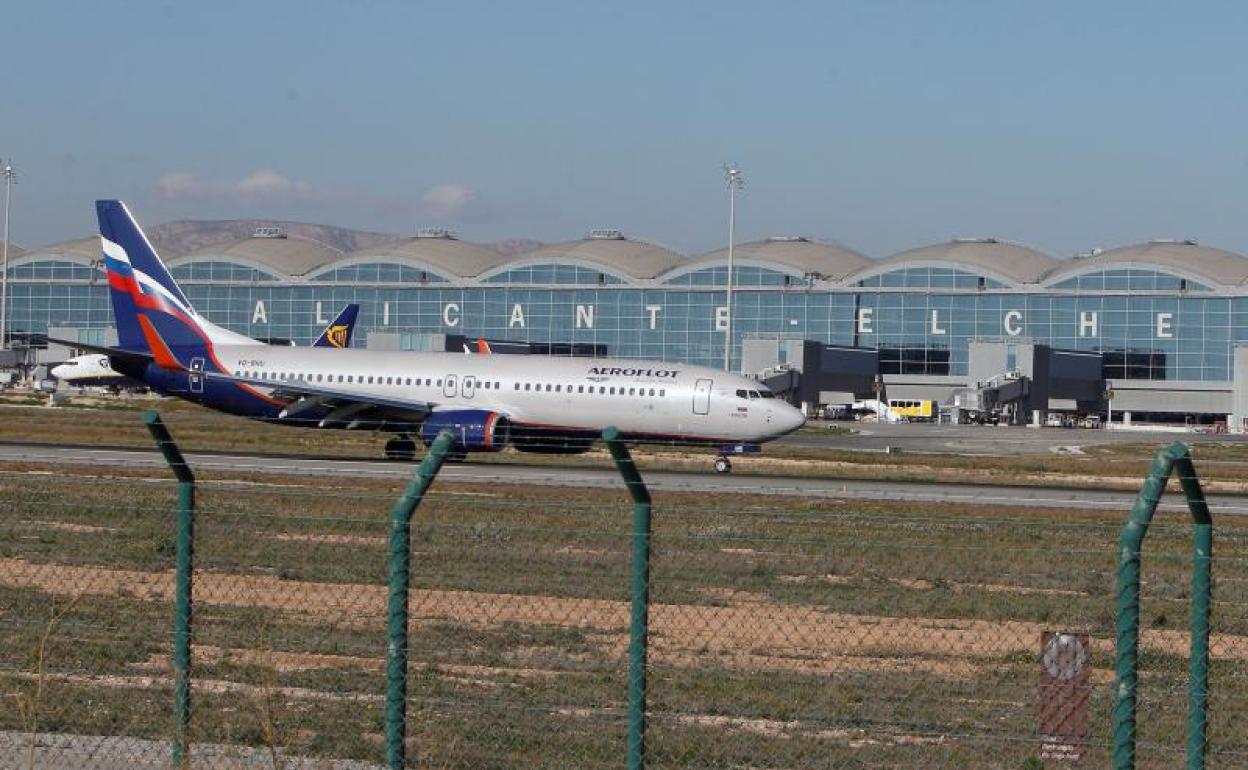 Aeropuerto de Alicante-Elche.