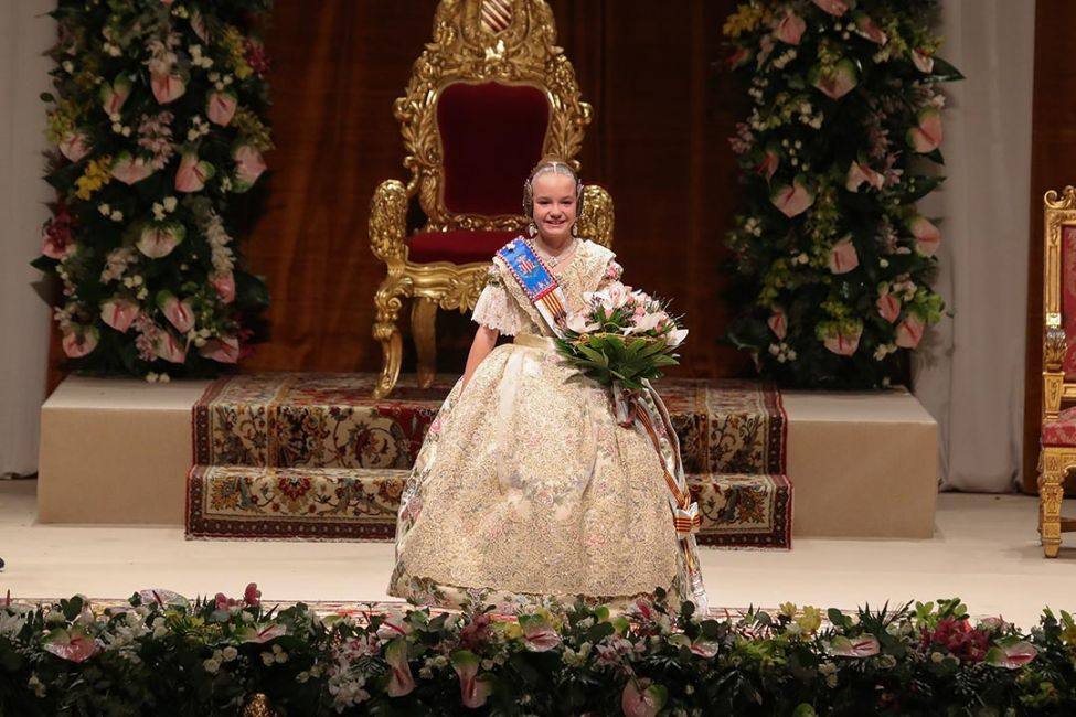 Exaltación de Carla García, fallera mayor infantil de Valencia 2020. 