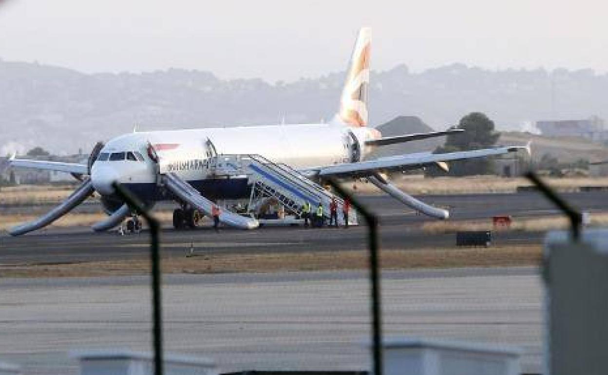 Cómo embarcar y desembarcar de un avión de la forma más rápida