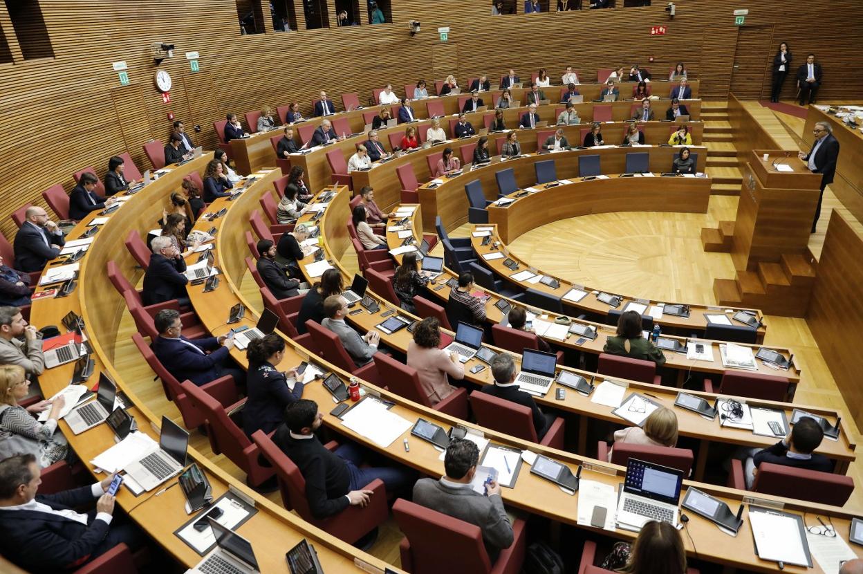 Un pleno de Les Corts de la presente legislatura. 