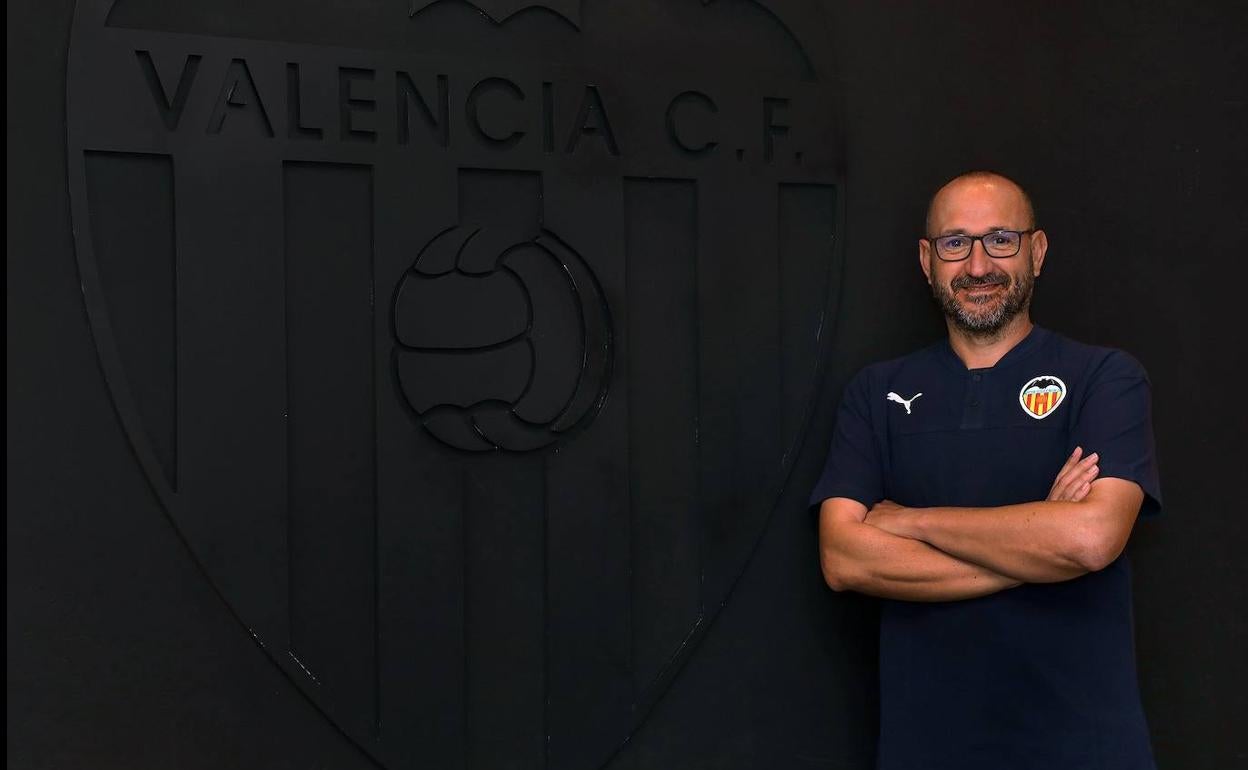 Valencia CF | José López Bargues, nuevo entrenador del Valencia Femenino