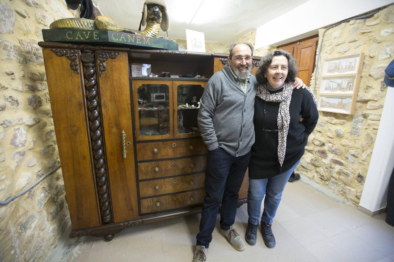 Fotos: Sento Llobell, uno de los dibujantes valencianos más reconocidos, diseñador del Parque Gulliver y de historias que han traspasado fronteras