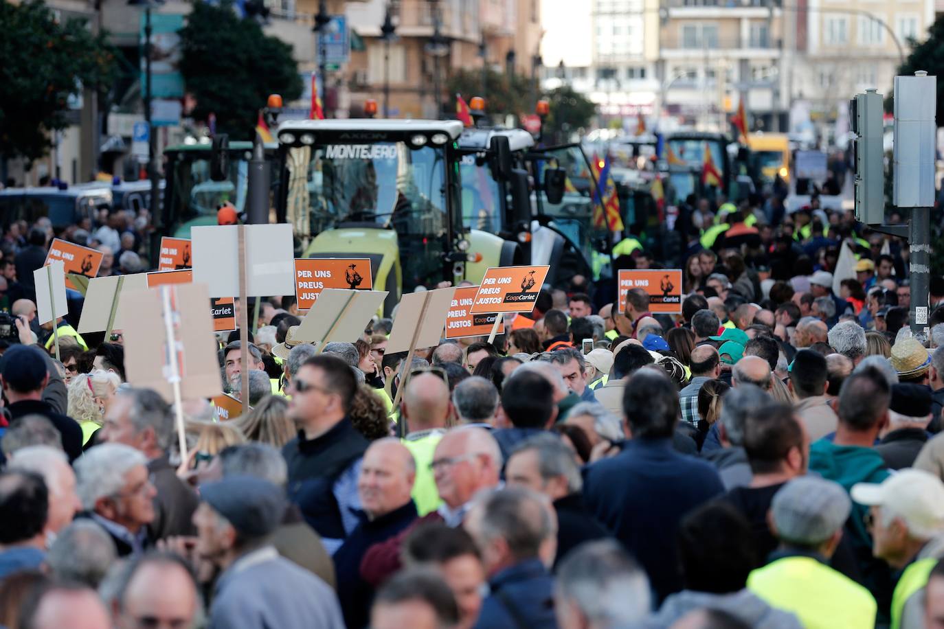 Fotos: Manifestación de tractores en el centro de Valencia