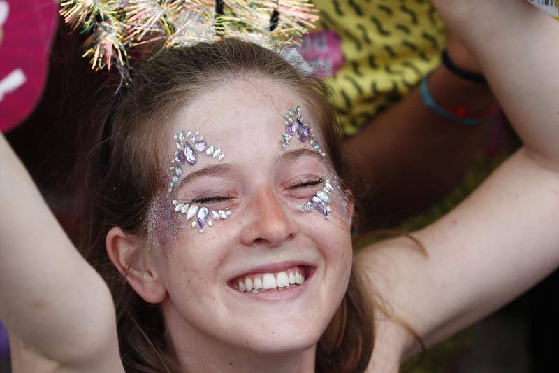 Fotos: El Carnaval de Río llena Brasil de fiesta, música, movimiento y color