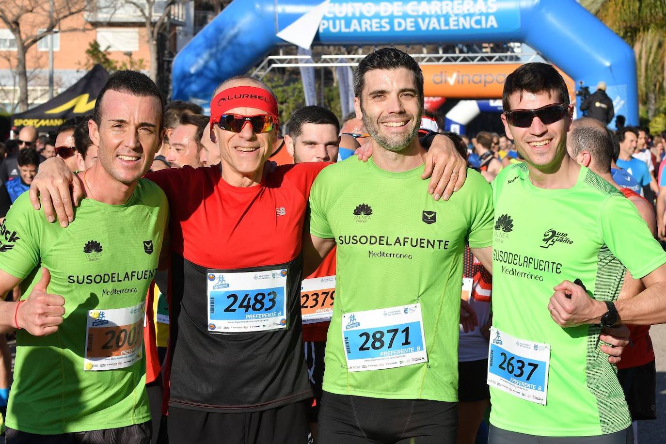 Miles de personas se dan cita en la VI Carrera Never Stop Running 2020 de Valencia con un recorrido de 5 kilómetros por las proximidades de la avenida de Francia.