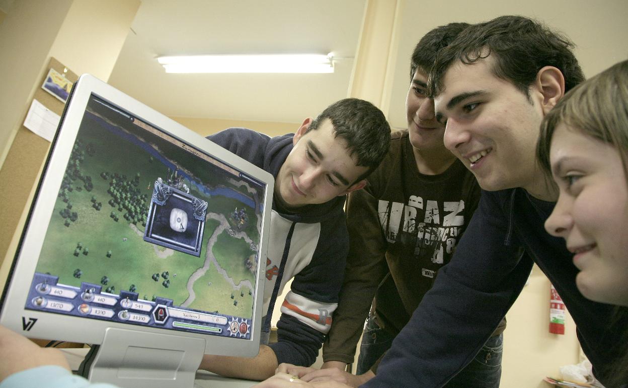 El ocio electrónico, una asignatura más en el aula