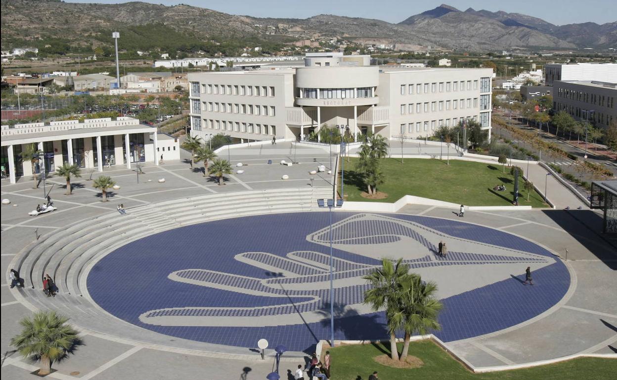 La Universitat Jaume I de Castellón.