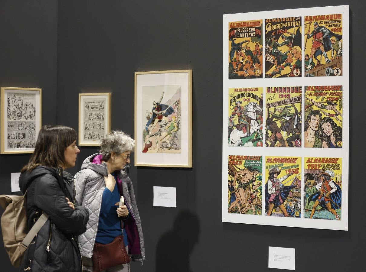 Cientos de personas en la apertura del Salón del Cómic de València, que reúne a 211 firmas expositoras, 120 autores de cómic e ilustración y un centenar de actividades, charlas y talleres infantiles.