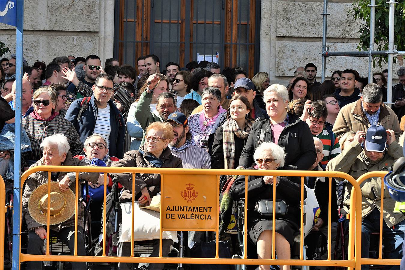 Fotos: Búscate en la mascletà de hoy, martes 3 de marzo