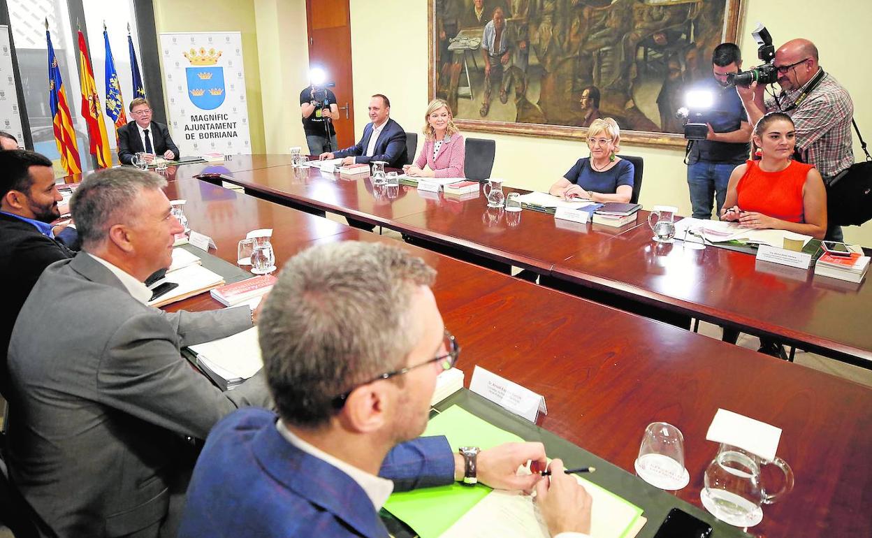 El pleno del Consell, reunido en Burriana.