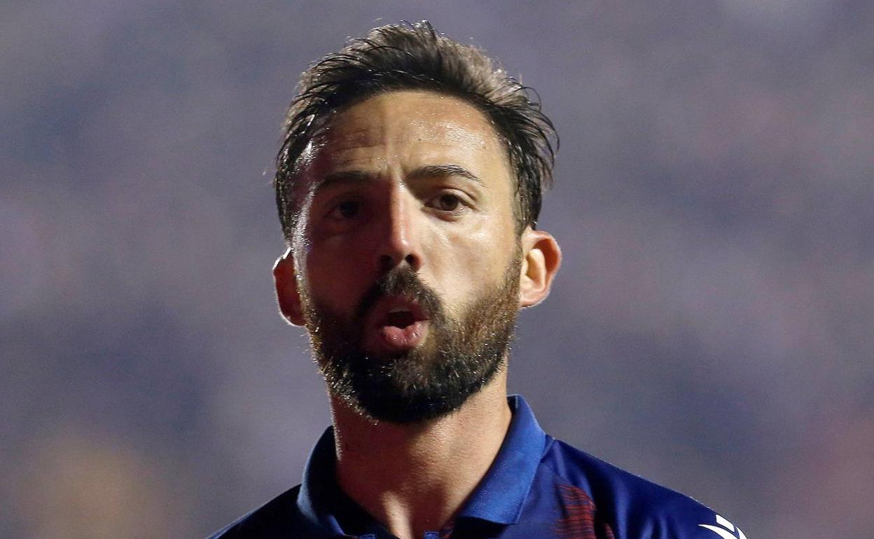 José Luis Morales celebra su gol ante el Real Madrid.