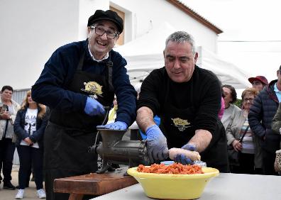 Imagen secundaria 1 - Feria del Embutido y el Producto Tradicional de la Vall de Pop. 