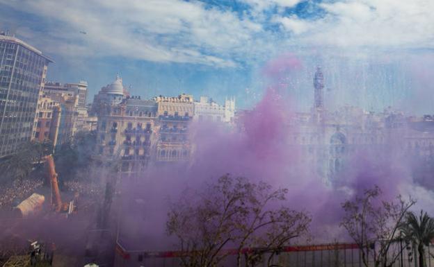 Mascletà del Día de la Mujer 2019.