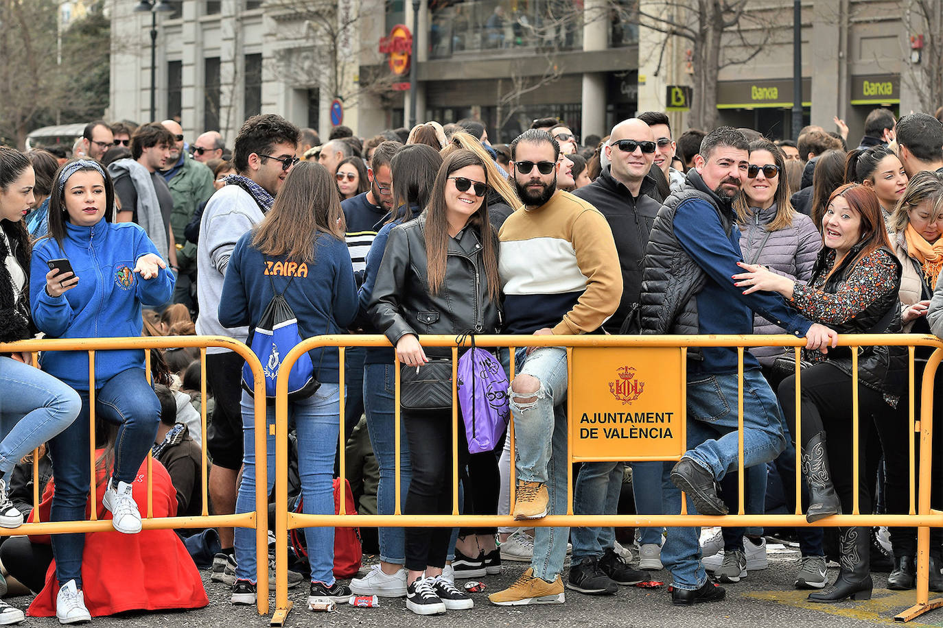 Fotos: Búscaté en la mascletà del sábado 7 de marzo de 2020