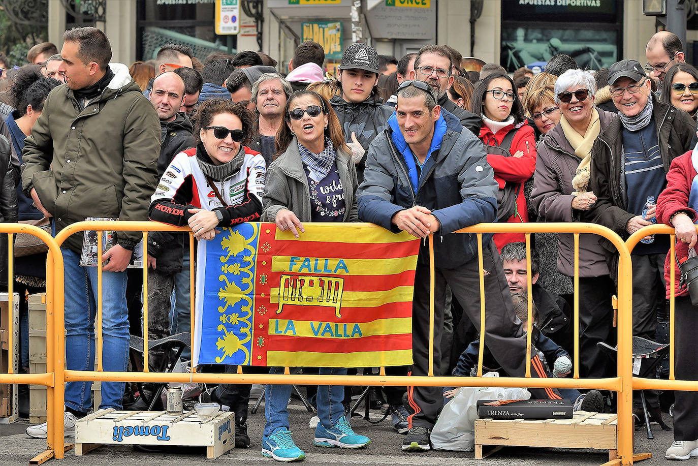 Fotos: Búscaté en la mascletà del sábado 7 de marzo de 2020