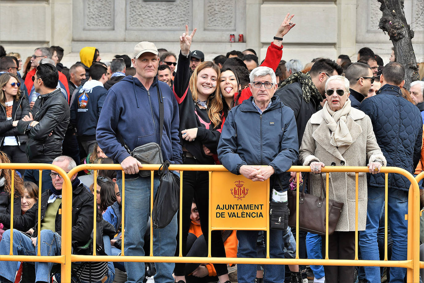 Fotos: Búscaté en la mascletà del sábado 7 de marzo de 2020