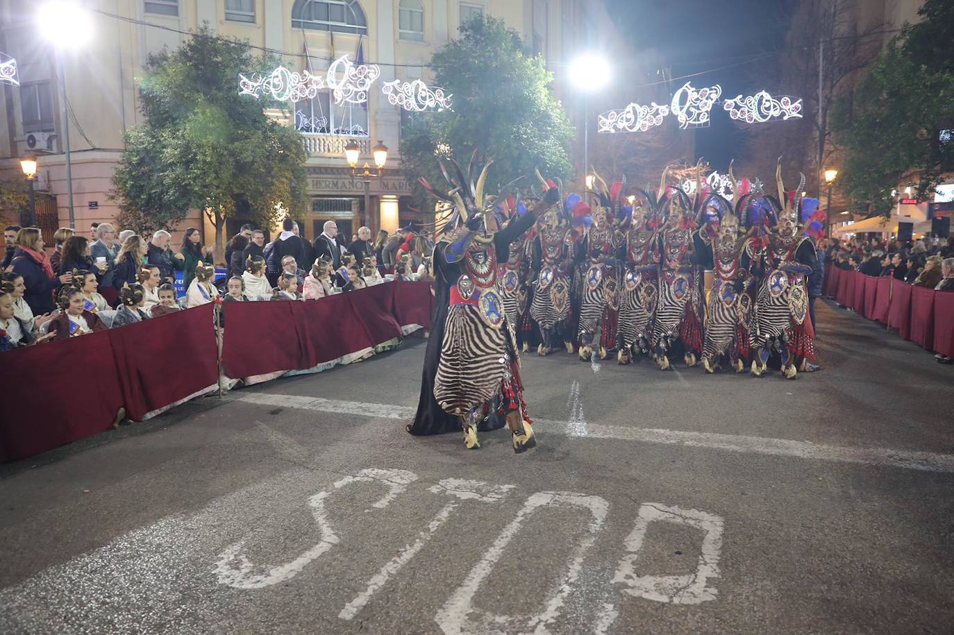 Fotos: La magia de la Cabalgata del Ninot estrena las Fallas