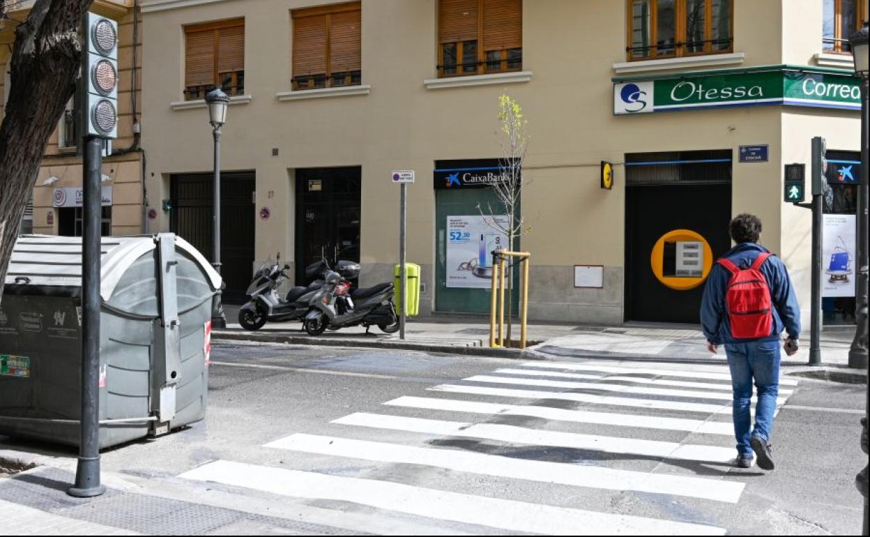 Nuevo paso de peatones en la calle Císcar.