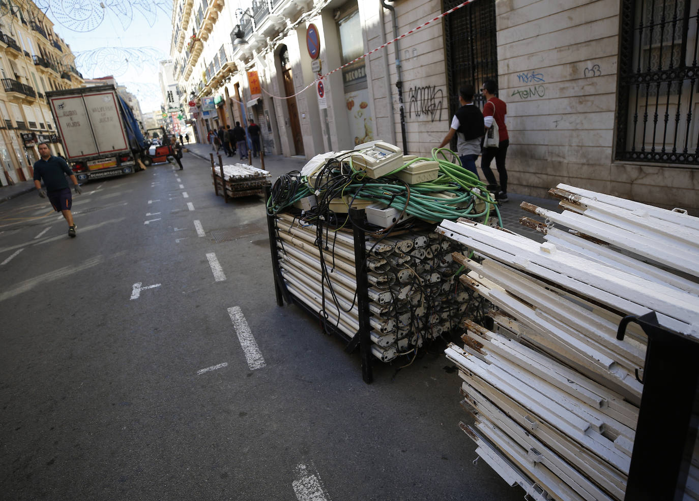 Las Fallas de Valencia se suspendieron el pasado 10 de marzo por la pandemia del coronavirus, una medida histórica que no ocurría desde la Guerra Civil. El sector vive en la incertidumbre desde entonces.