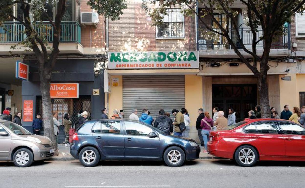 Estado de alarma: queda prohibido salir de casa en todo el país excepto para realizar las siguientes actividades