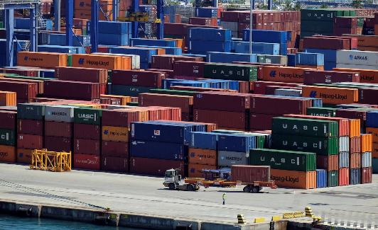 Contenedores de mercancías en el puerto de Valencia. Reuters/Heino Kalis