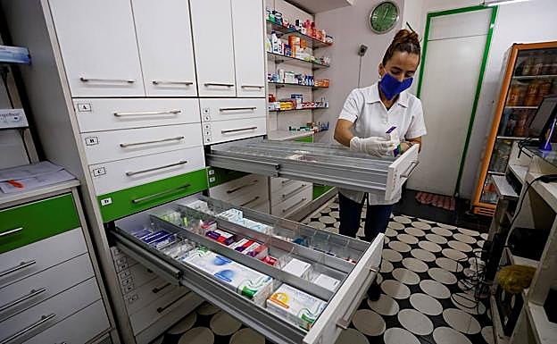 Las farmacias valencianas servirán a domicilio los medicamentos a ciudadanos vulnerables