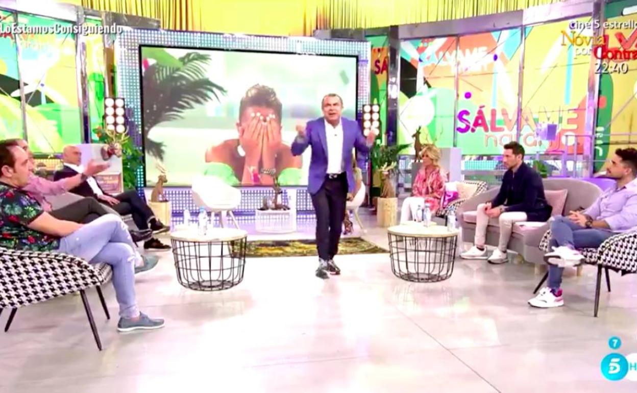 El presentador de 'Sálvame' estalla en mitad del programa.