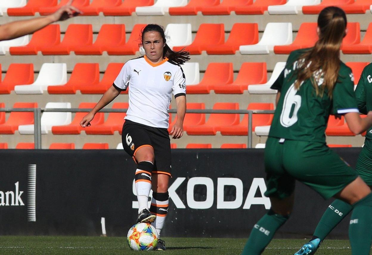 Paula Guerrero, durante un partido. juan catalán/efe