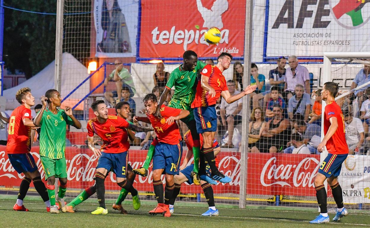 Uno de los partidos disputados en el torneo de l'Alcúdia. 