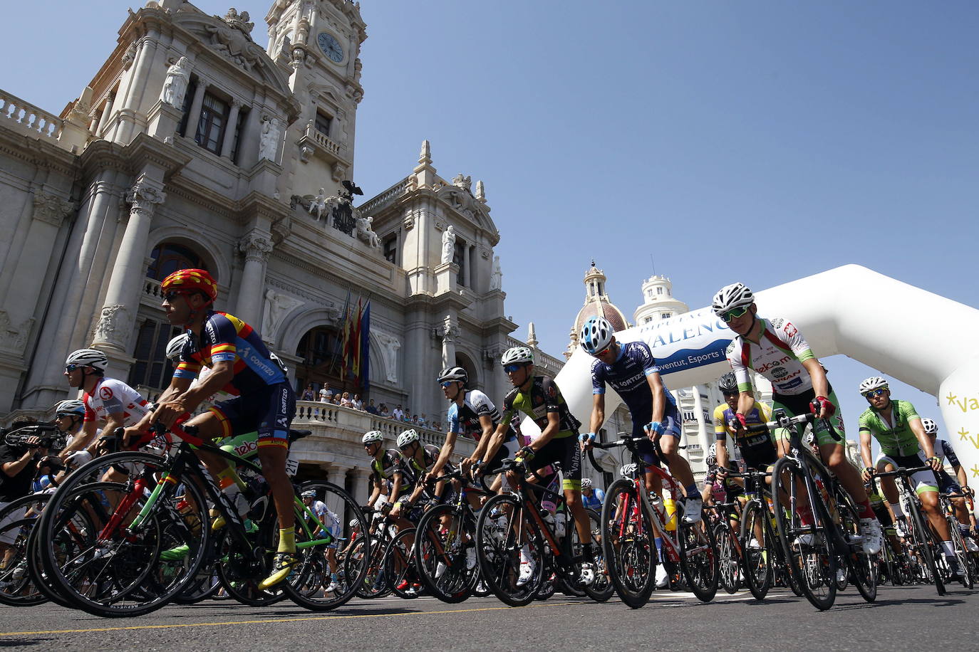 Varias pruebas deportivas de todos los niveles, como vueltas ciclistas y carreras populares, han disfrutado de la plaza. 