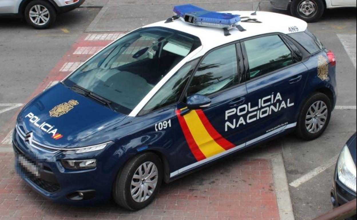 Investigan la agresión a un hombre por parte de otros dos en una calle de Valencia