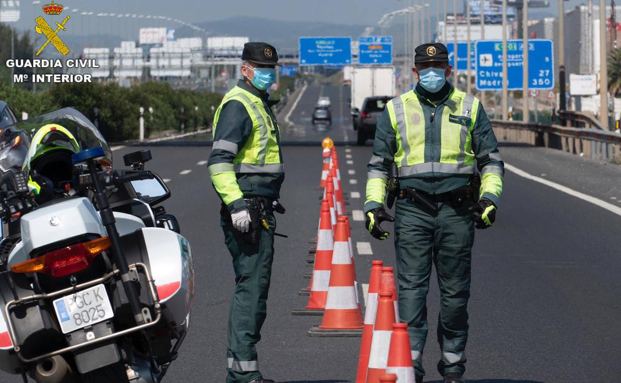 DGT | Cazado a 192 Km/h en la V-30 en Valencia