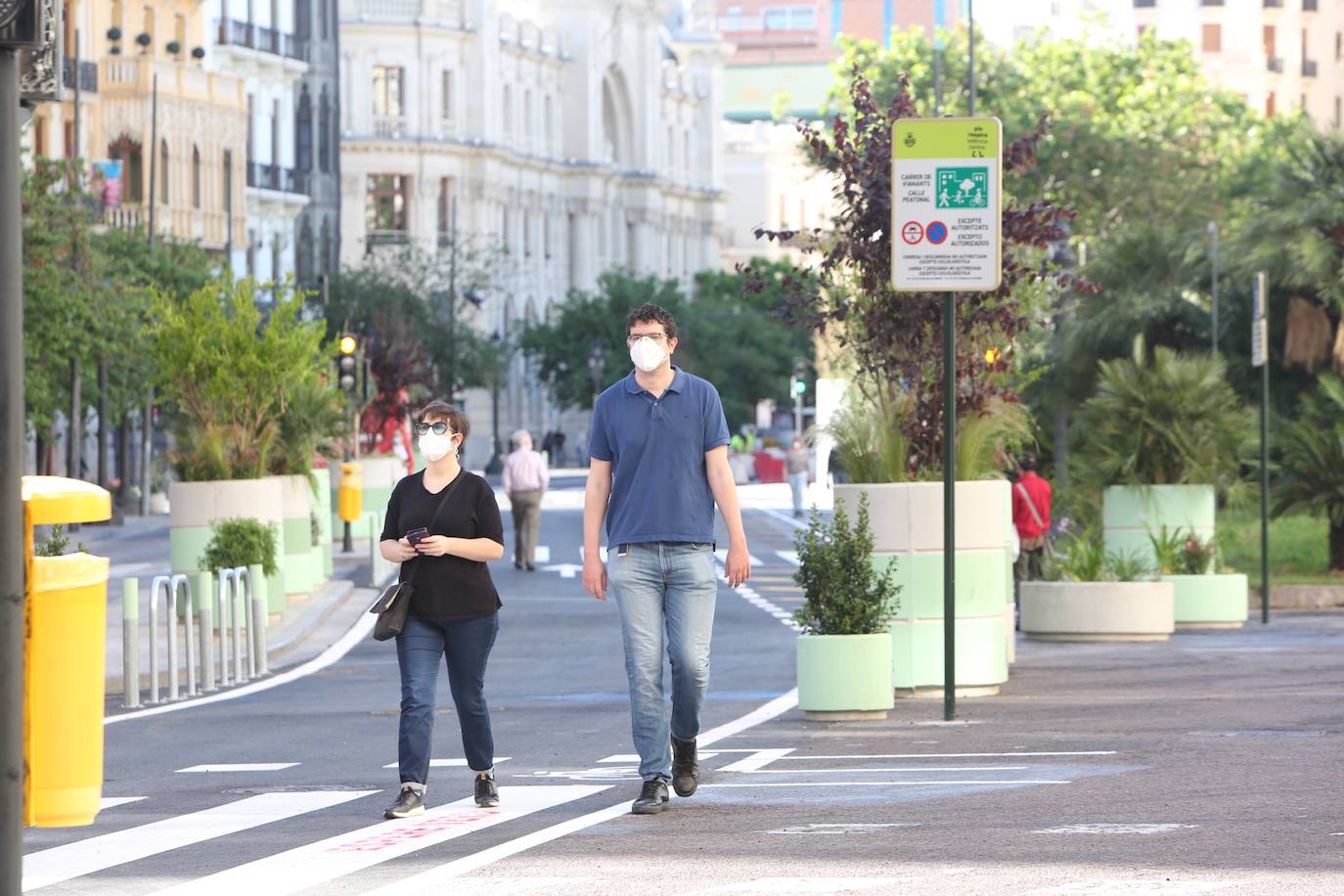 Fotos: Avanza la peatonalización de la plaza del Ayuntamiento de Valencia