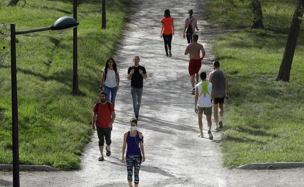 Paseos en el río Turia.