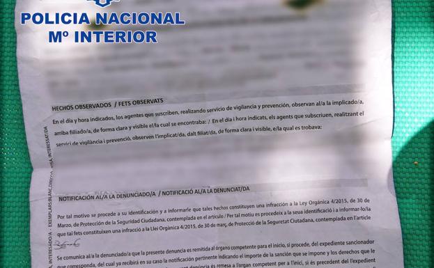 Entra a robar en una casa y se deja olvidada la multa que le habían puesto por saltarse en confinamiento