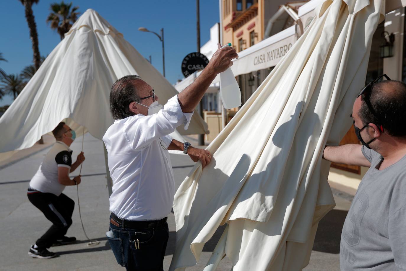 Fotos: Primer día de la fase 1 en Valencia: Así han reabierto las playas, museos, iglesias...