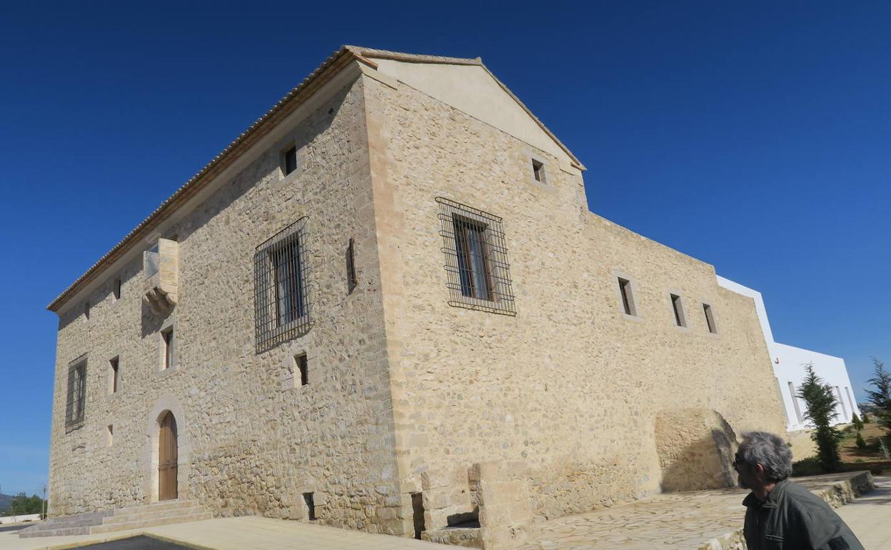 Edificio de la Seu Universitària de Calp.