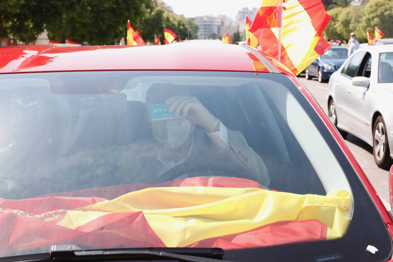 La marcha de vehículos contra la política del Gobierno se inicia en la Alameda y recorrerá la ciudad hasta llegar a San Agustín. 