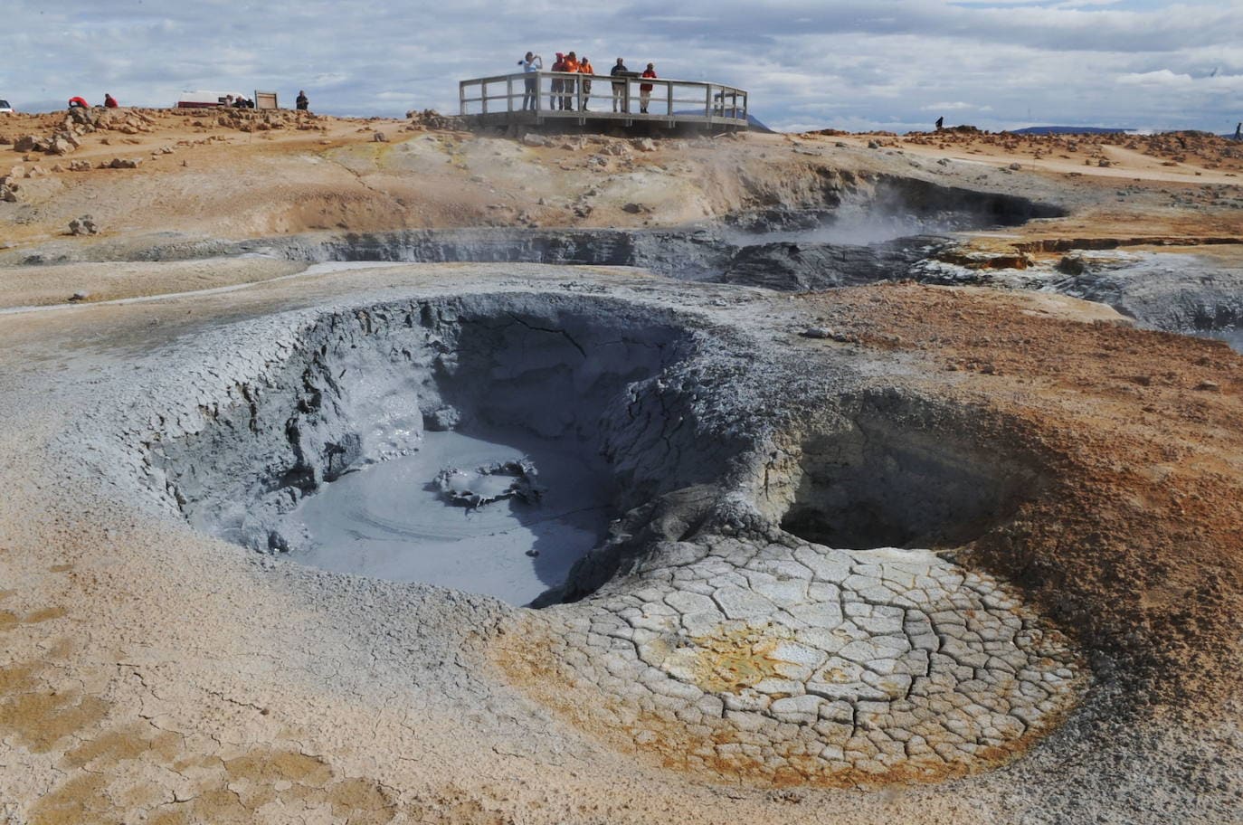 Crater volcánico en Krafla, situado en el norte de Islandia en la región de Mývatn.