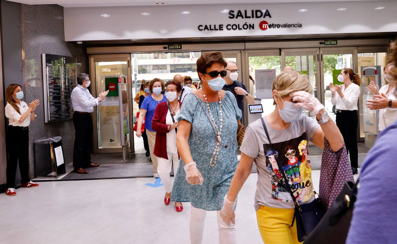 Reapertura de los centros comerciales en Valencia tras el confinamiento