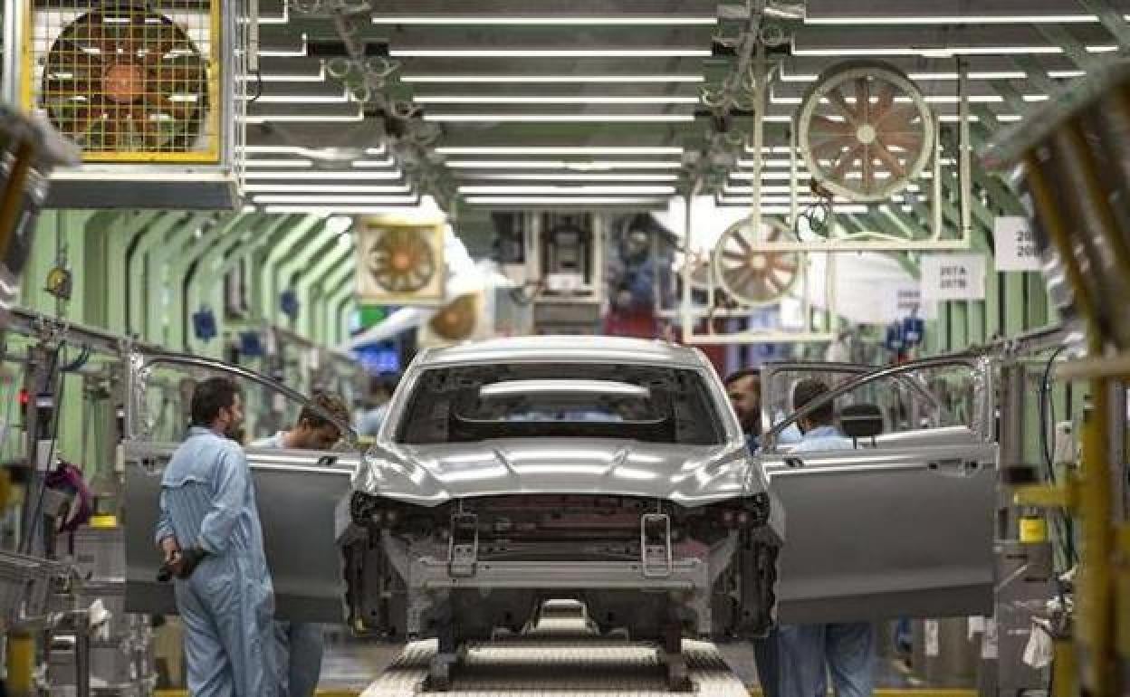 Ford recibe 440 voluntarios para los 350 despidos de su primer ERE en una década