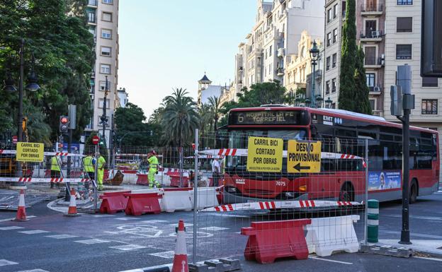 Imagen principal - Valencia | Las obras de Gran Vía continúan hasta final de junio