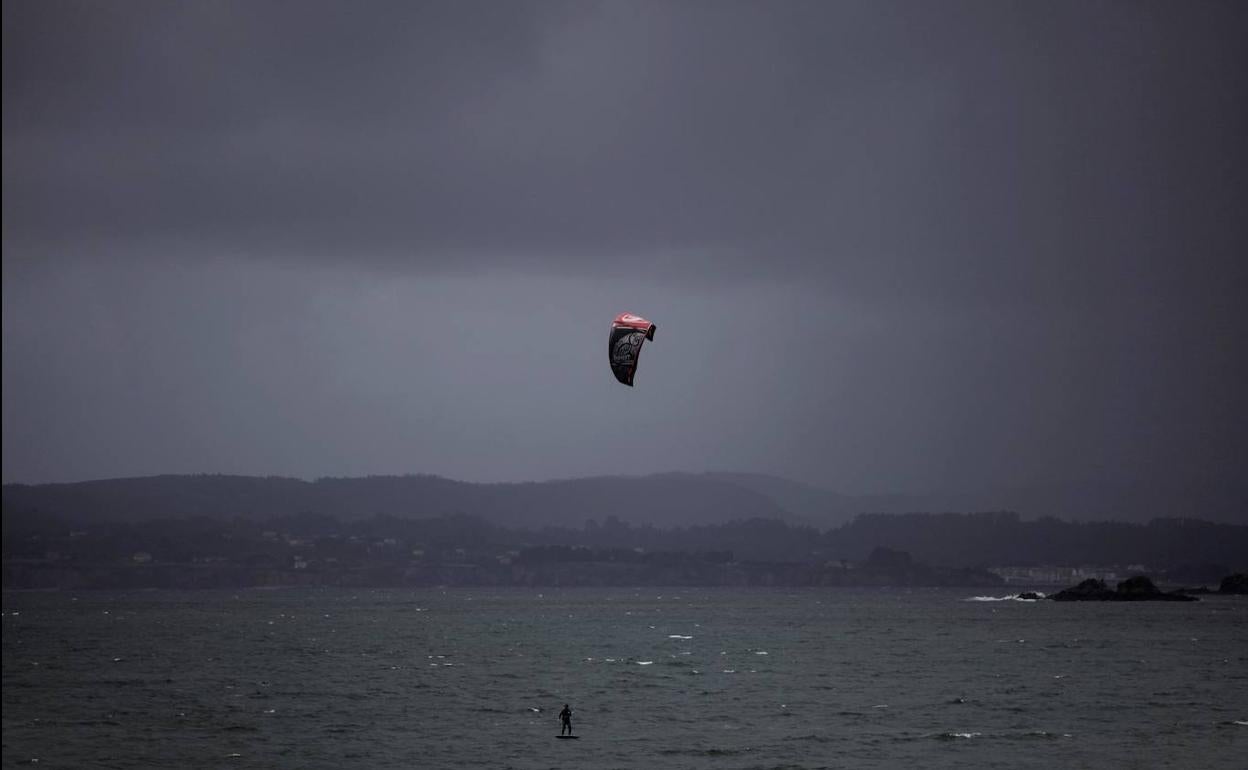 Aemet previsión tiempo miércoles | Lluvias, tormentas y fenómenos costeros pondrán en riesgo a seis provincias