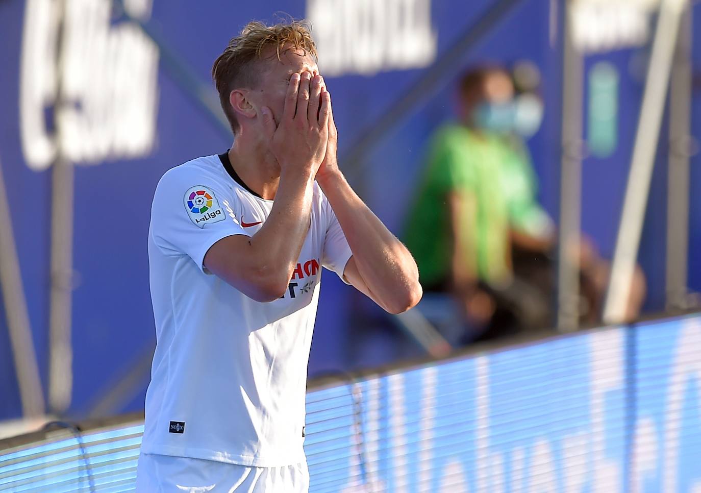 El Levante UD recibe al Sevilla FC, en el partido correspondiente a la jornada 29 de Liga, en el estadio Camilo Cano de La Nucía (Alicante).