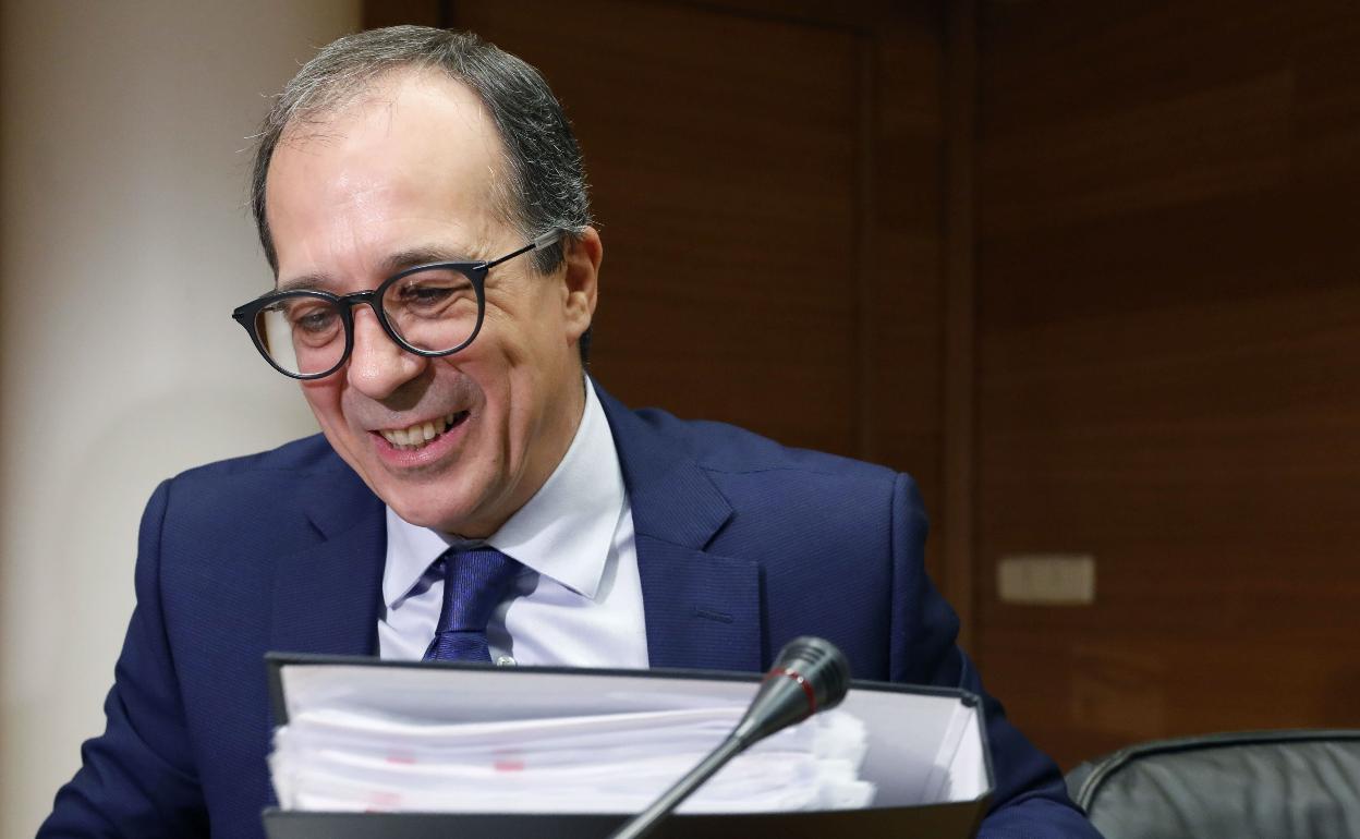 À Punt gastará 90.000 euros en un informe para saber si cumple con el contrato programa